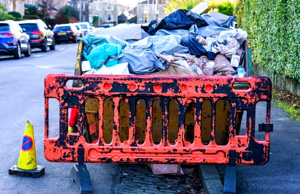 Rubbish Removal Services in Aynho